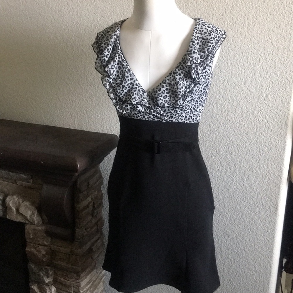 1 piece pencil skirt dress with blk & grey leopard